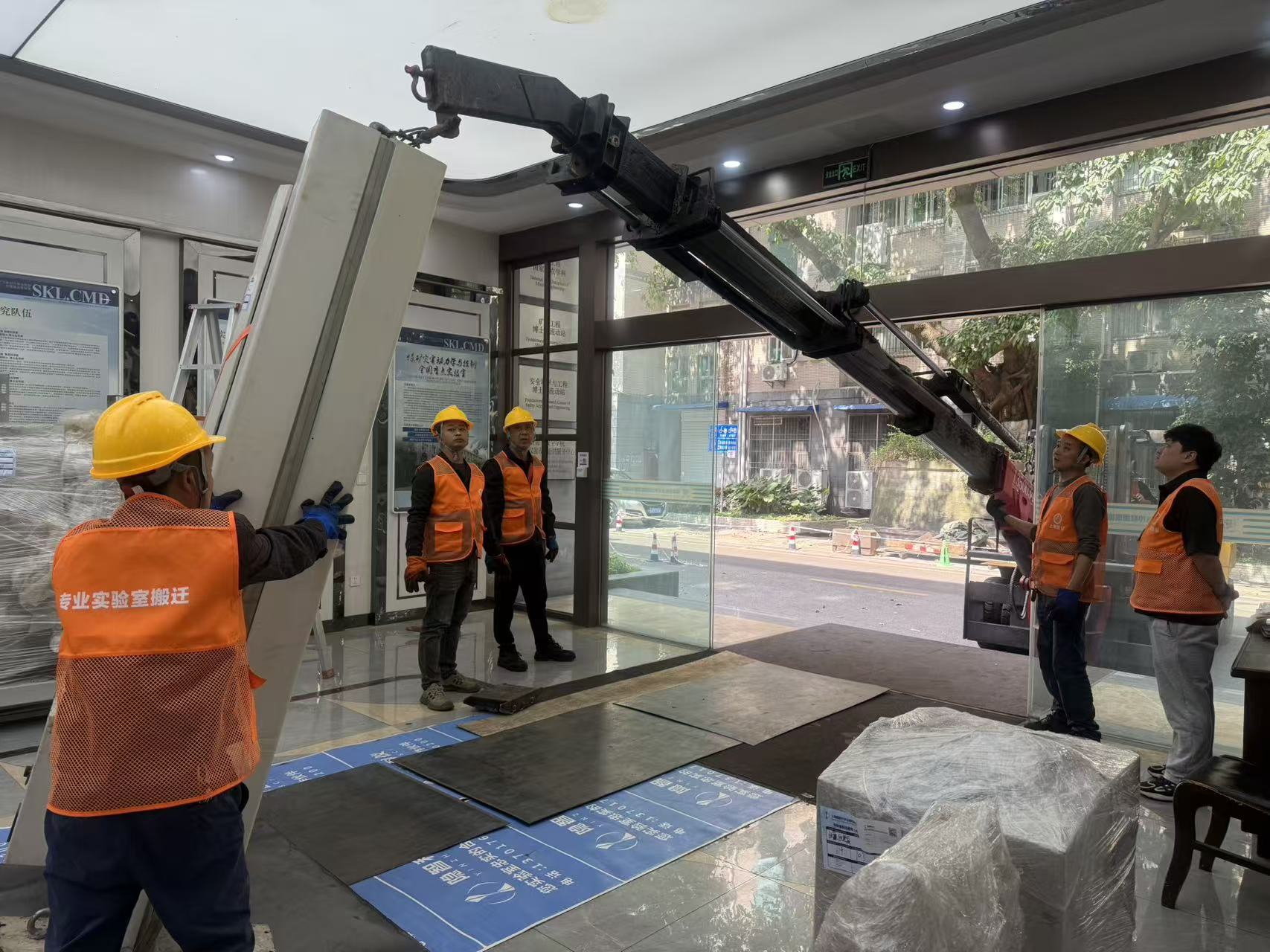 电子分析天平校准操作流程及规范要求