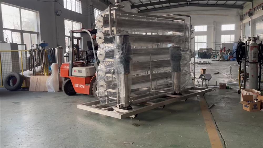 純化水設(shè)備發(fā)貨中