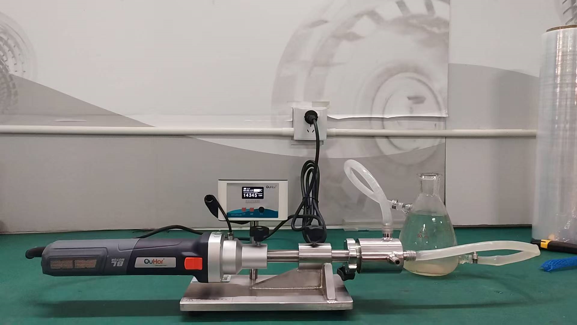 ADS30在線式乳化機(jī)蠕動泵精準(zhǔn)控制：雙腔口進(jìn)料系統(tǒng)