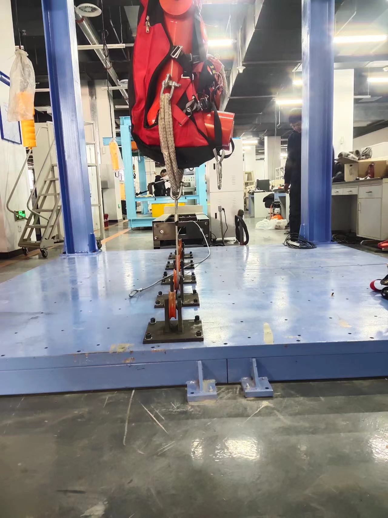 安全吊具力學性能測試系統